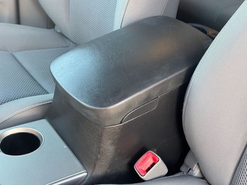 Used 2012 Toyota Tacoma 4x4 Double Cab image 44