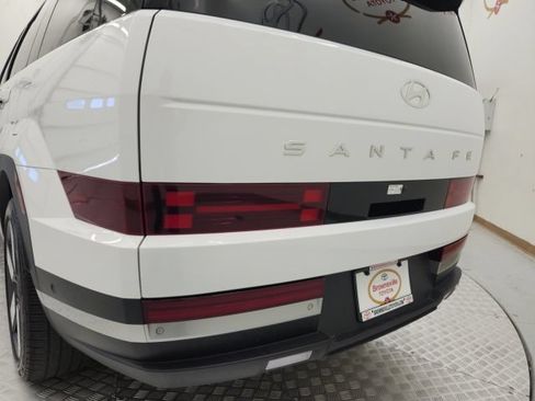 Used 2025 Hyundai Santa Fe Limited FWD image 19
