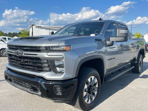Used 2024 Chevrolet Silverado 2500 Custom w/ Custom Value Package AWD/4WD image 54