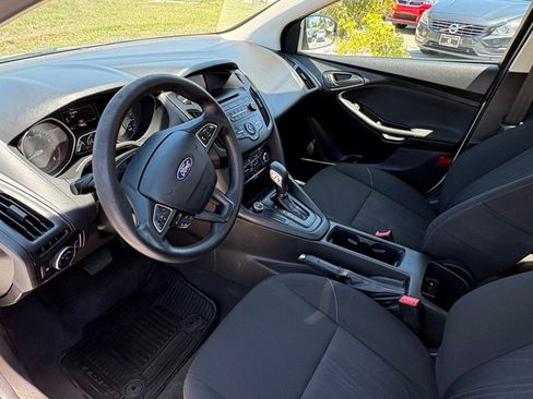 Used 2016 Ford Focus S FWD image 11