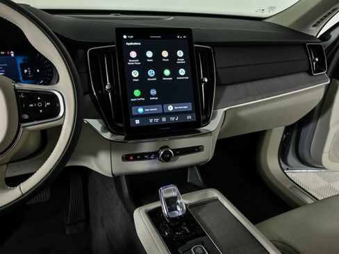 Used 2026 Volvo XC90 B6 Ultra w/ Protection Package AWD/4WD image 15