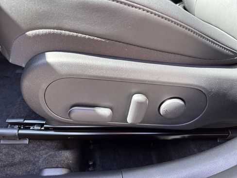 New 2026 Hyundai Kona SEL Premium image 10