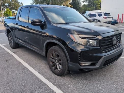 Used 2023 Honda Ridgeline Sport image 1