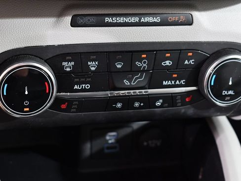 Used 2023 Ford Escape Active AWD/4WD image 30