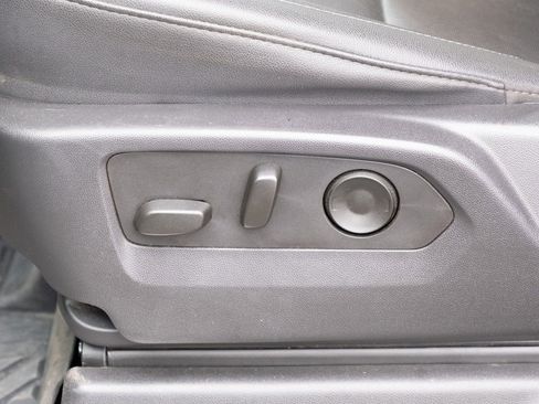 Used 2024 Chevrolet Silverado 1500 LTZ image 12