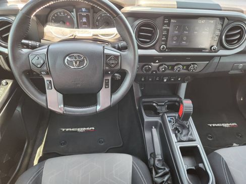 Used 2020 Toyota Tacoma TRD Off-Road w/ Technology Package AWD/4WD image 26