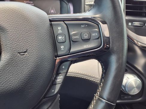 Used 2025 RAM 1500 Limited AWD/4WD image 25