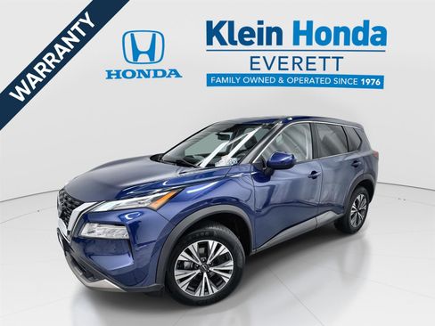 Used 2023 Nissan Rogue SV image 1