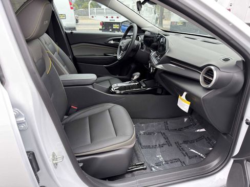 New 2026 Chevrolet Trax ACTIV w/ Driver Confidence Package image 10