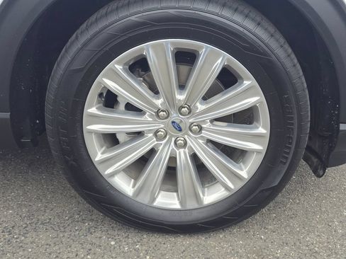 Used 2020 Ford Explorer Limited AWD/4WD image 9