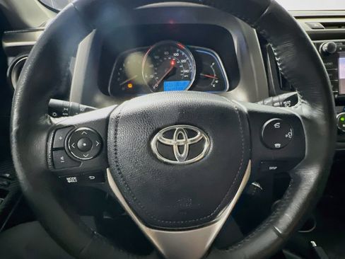 Used 2014 Toyota RAV4 Limited w/ Technology Package FWD image 18