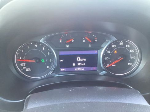 Used 2023 GMC Terrain SLT image 18