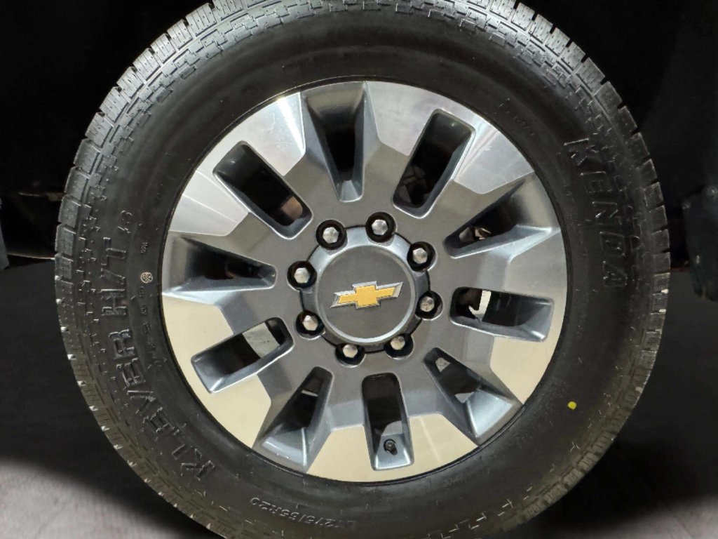 Used 2021 Chevrolet Silverado 2500 LT w/ Convenience Package AWD/4WD image 29
