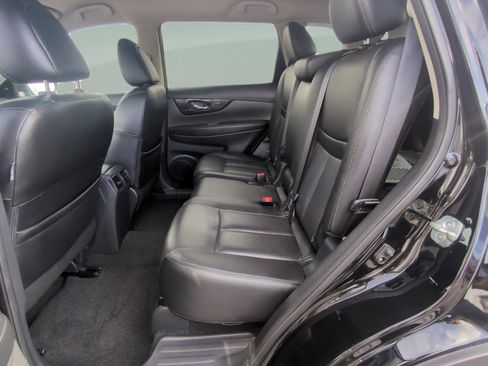 Used 2018 Nissan Rogue SL AWD/4WD image 19