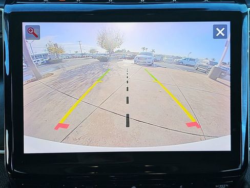 Used 2023 Jeep Grand Cherokee Limited image 24