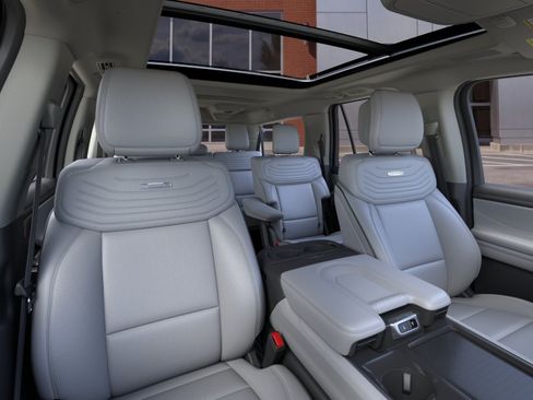New 2026 Ford Expedition Max Platinum w/ Platinum Ultimate Package AWD/4WD image 10