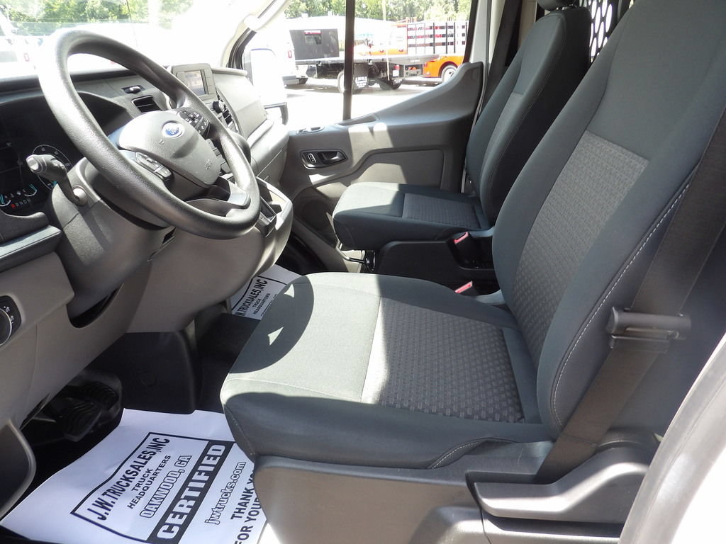 Used 2025 Ford Transit 250 Low Roof w/ Exterior Upgrade Package RWD image 17