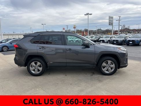 Used 2025 Toyota RAV4 LE image 5