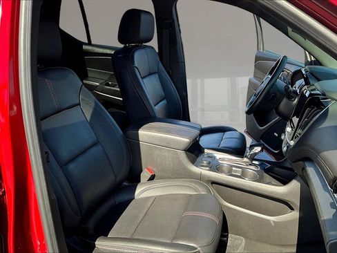 Used 2023 Chevrolet Traverse RS AWD/4WD image 30