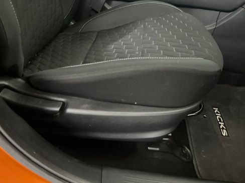 Used 2021 Nissan Kicks SV FWD image 55