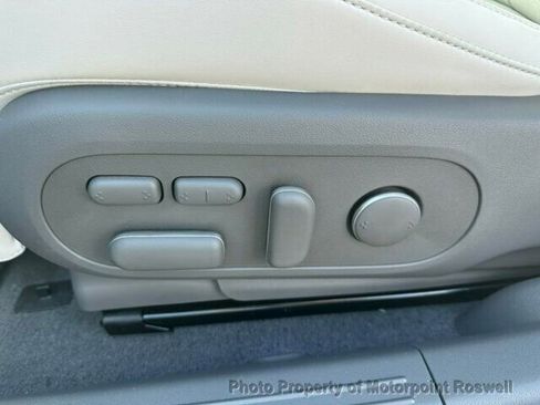 Used 2025 Hyundai Ioniq 5 Limited image 30