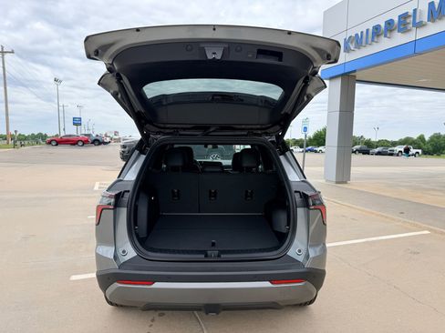 New 2026 Chevrolet Equinox LT FWD image 8