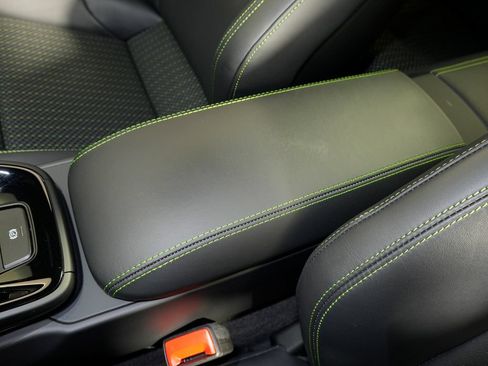 Certified 2024 Porsche 911 Carrera image 40