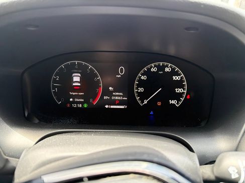 Used 2024 Honda HR-V Sport image 11