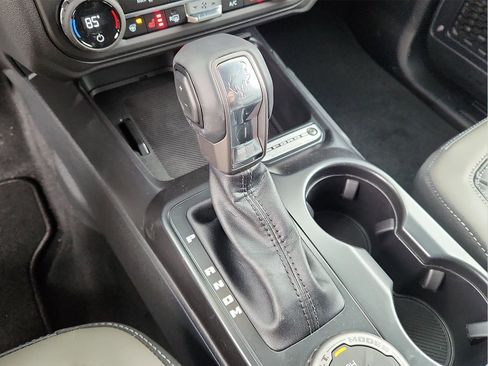 New 2026 Ford Bronco Outer Banks image 10