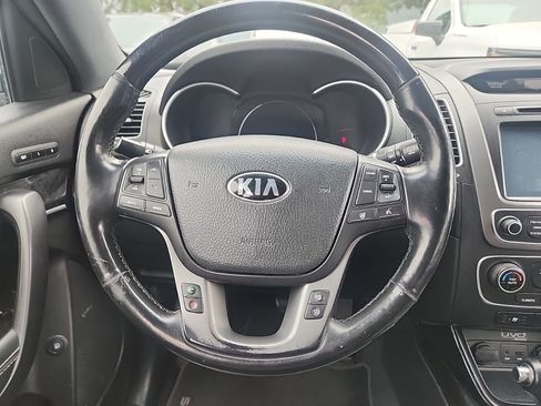 Used 2015 Kia Sorento SX AWD/4WD image 9