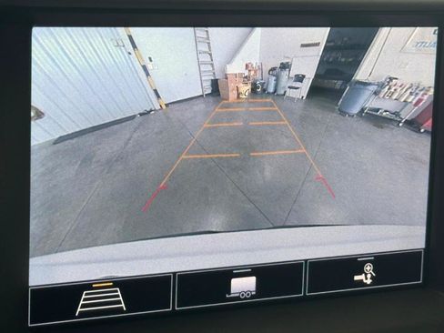 Used 2020 GMC Acadia SLT w/ Trailering Package AWD/4WD image 18
