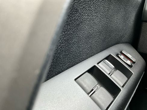 Used 2018 Toyota RAV4 LE w/ All Weather Liner Package AWD/4WD image 17