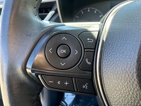 Used 2023 Toyota Corolla Cross LE w/ Moonroof Package AWD/4WD image 33