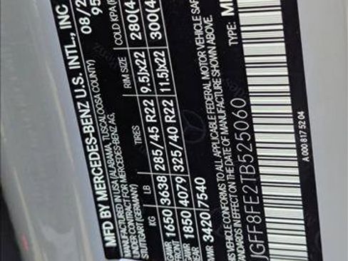 New 2026 Mercedes-Benz GLS 580 4MATIC image 16