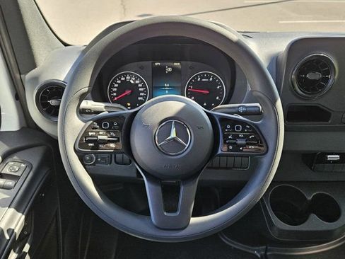 New 2024 Mercedes-Benz Sprinter 3500 image 17