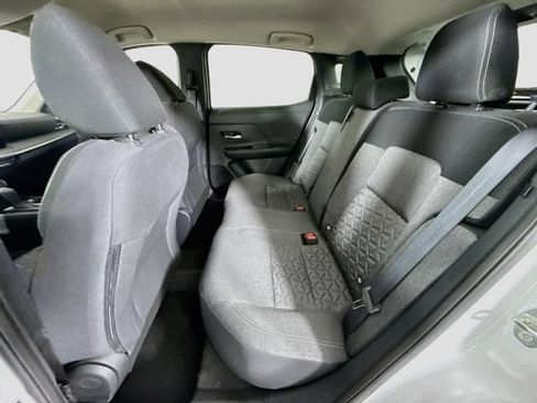 Used 2025 Nissan Kicks SV FWD image 22