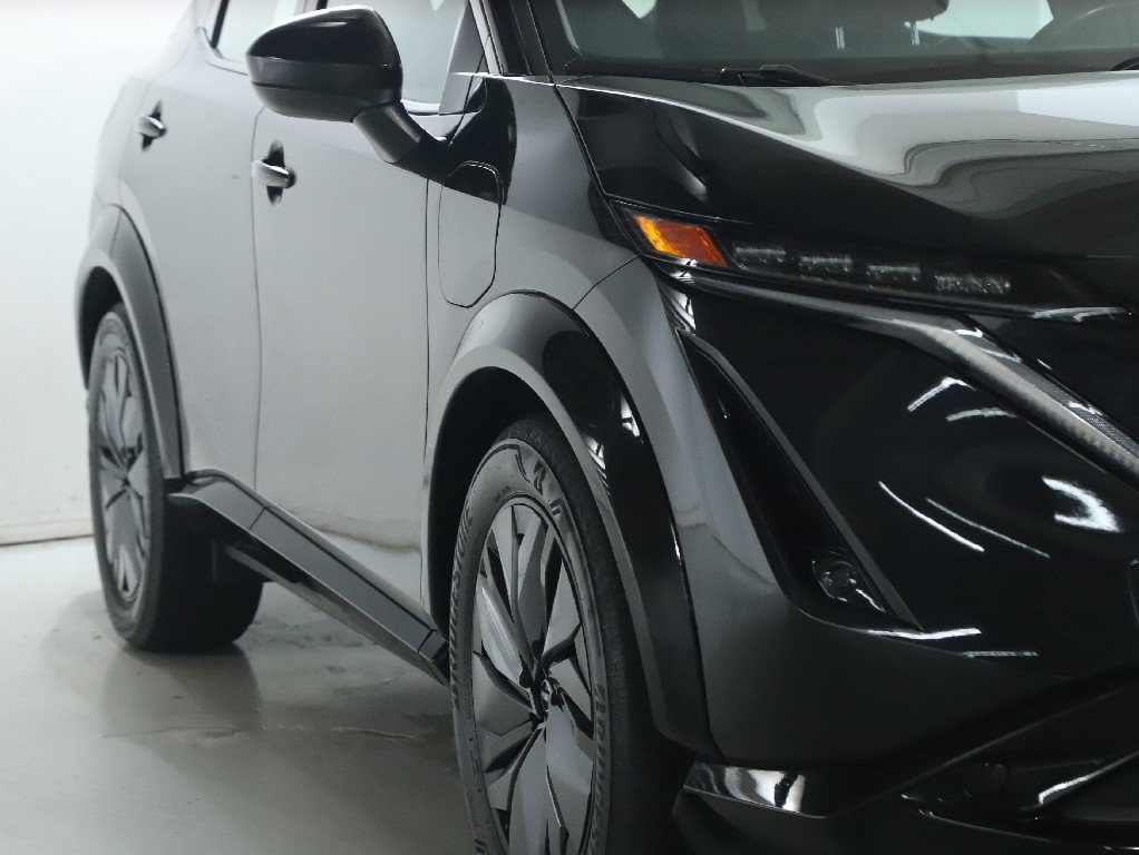 Certified 2023 Nissan Ariya FWD image 9