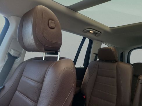 Used 2024 Mercedes-Benz GLS 450 4MATIC image 27