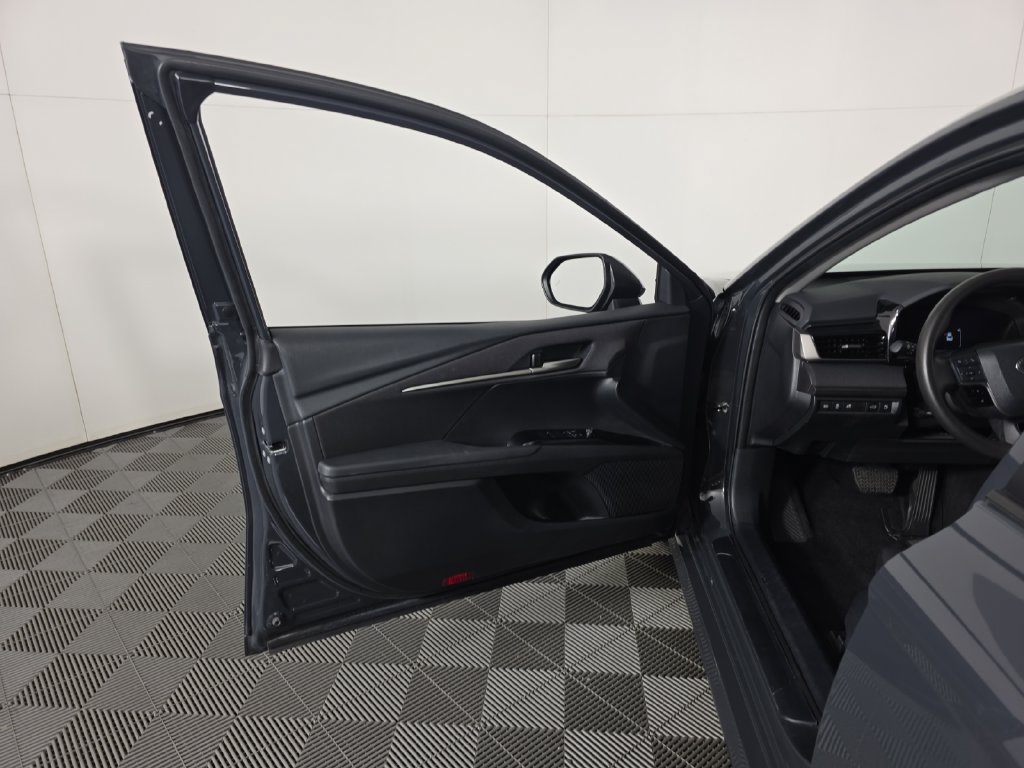 Used 2025 Toyota Camry LE FWD image 20