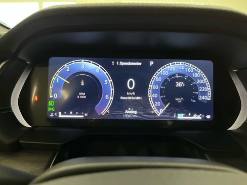 Used 2024 Jeep Grand Cherokee Limited w/ Black Appearance Package image 20