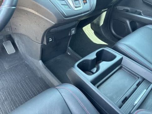 Used 2023 Honda Odyssey Sport image 16