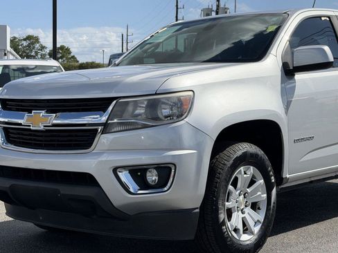 Used 2020 Chevrolet Colorado LT w/ LT Convenience Package RWD image 9