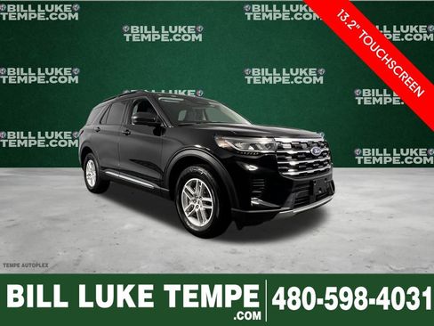 Used 2025 Ford Explorer Active image 1