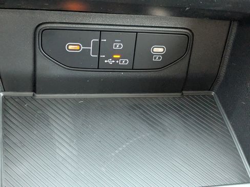 New 2026 Kia Sportage LX FWD image 25