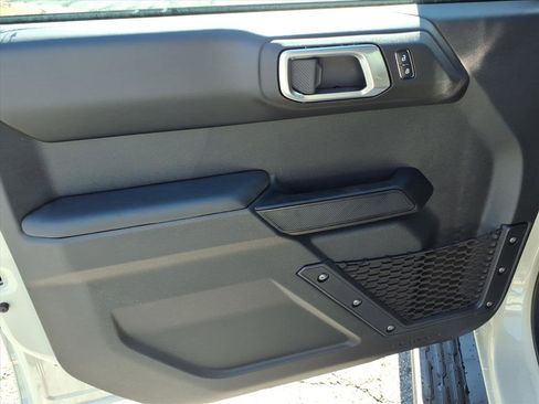 New 2026 Ford Bronco Outer Banks image 9