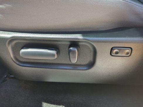 Used 2022 Toyota Tacoma SR5 w/ Technology Package image 26