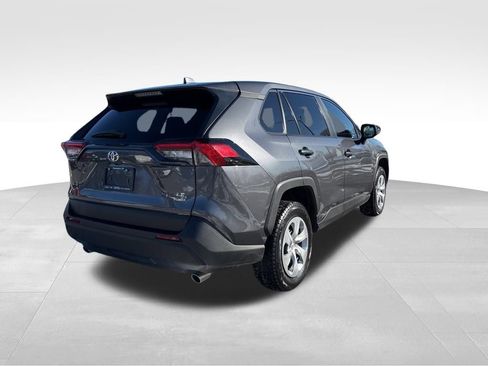 Used 2023 Toyota RAV4 LE image 7