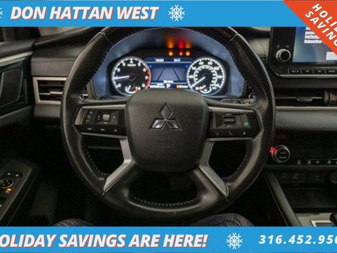 Used 2022 Mitsubishi Outlander SE image 6