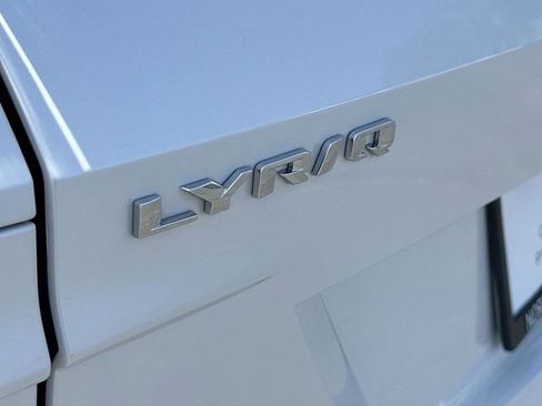 Used 2024 Cadillac Lyriq Luxury AWD/4WD image 32