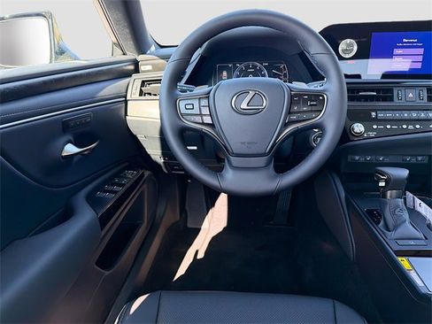New 2025 Lexus ES 350 w/ Premium Package image 17